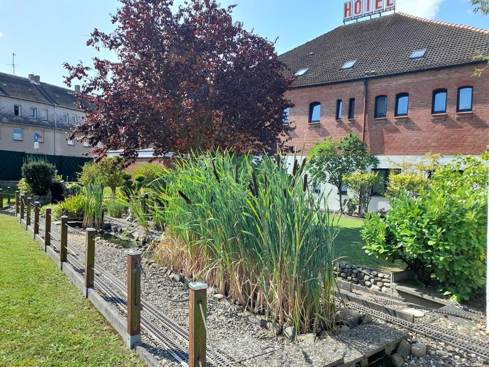 Hotel Am Stadtwall Anklam Buitenkant foto