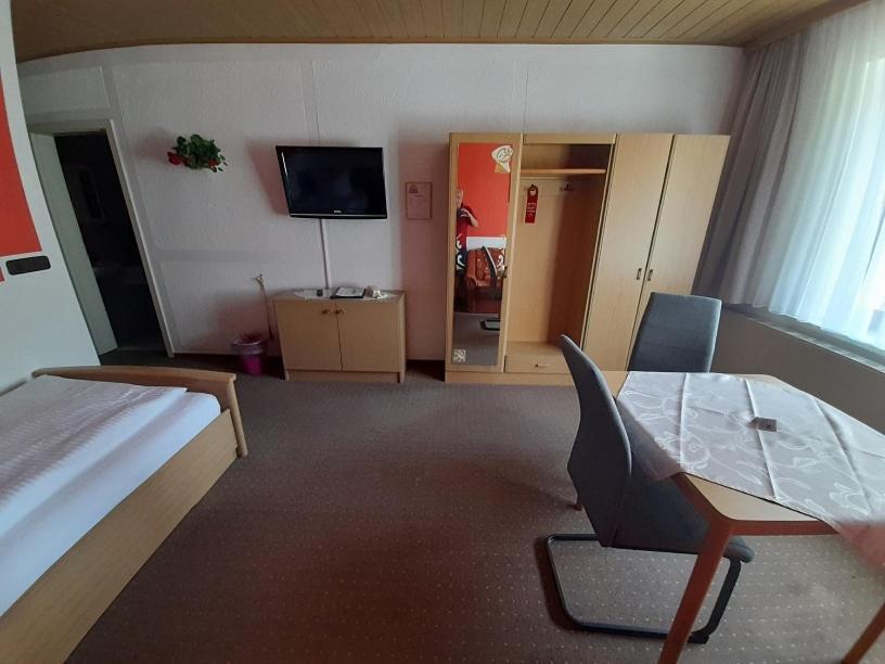 Hotel Am Stadtwall Anklam Buitenkant foto